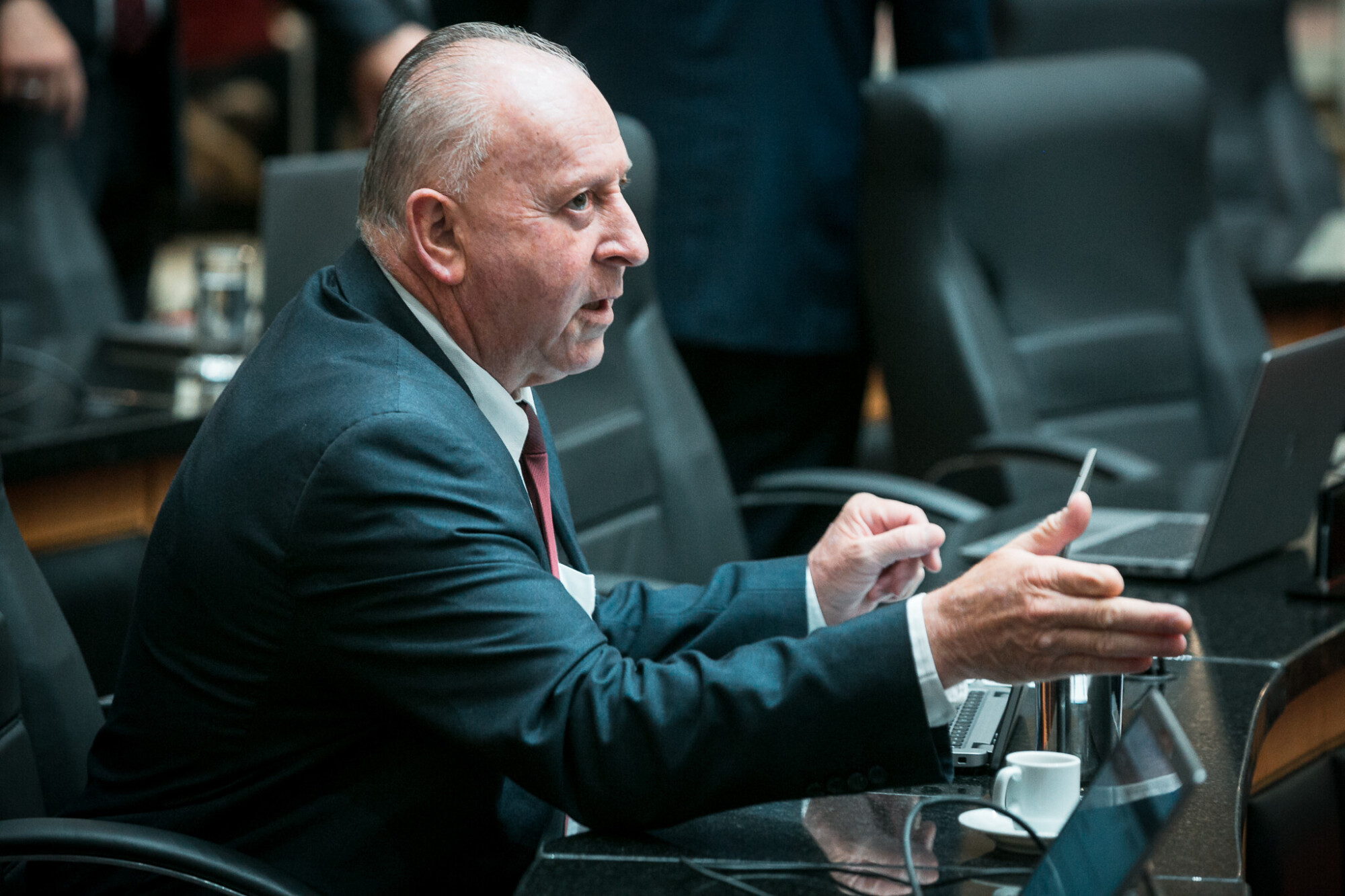 - Deputado Oscar Gutz (PL)