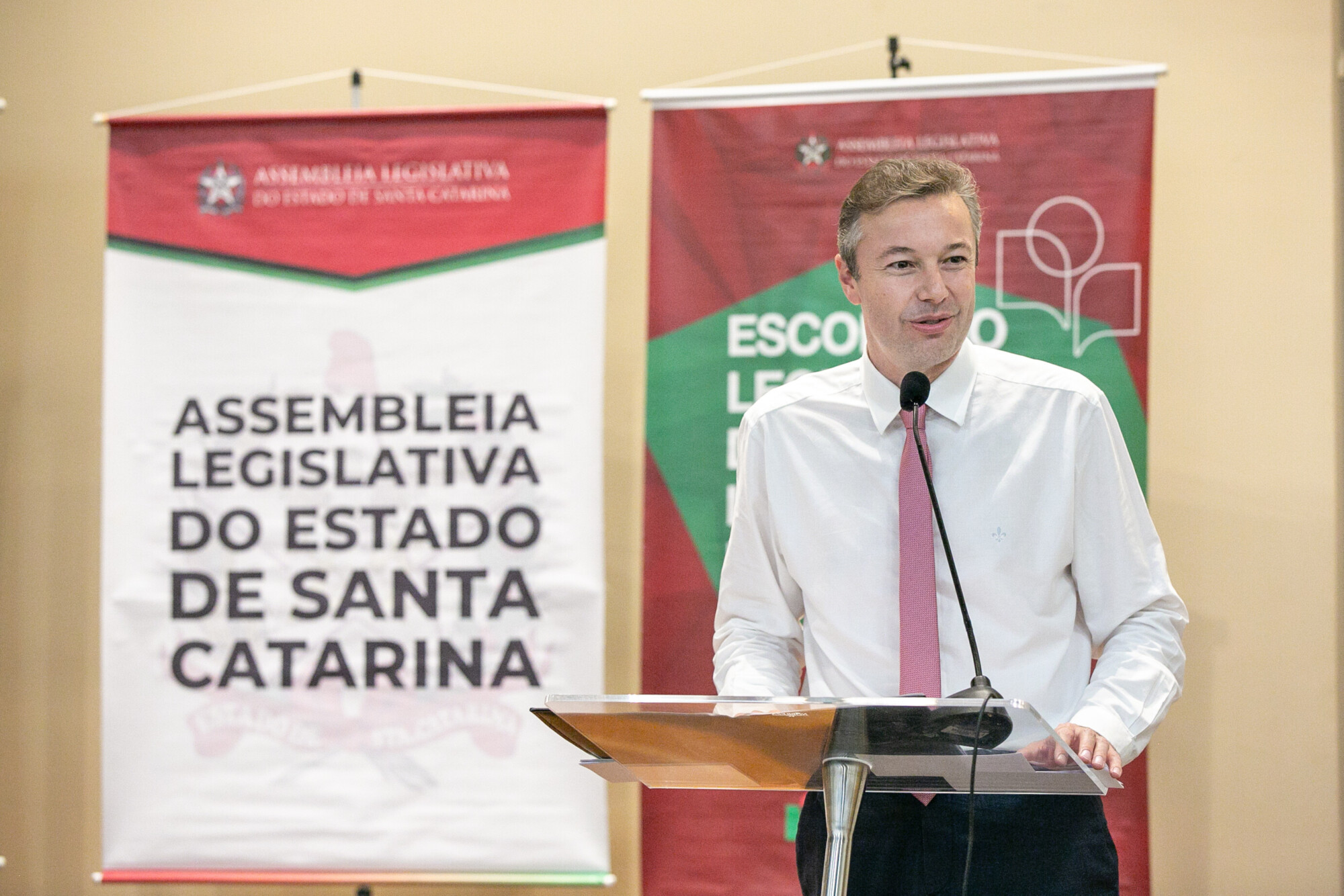 - Deputado Napoleão Bernardes (PSD)