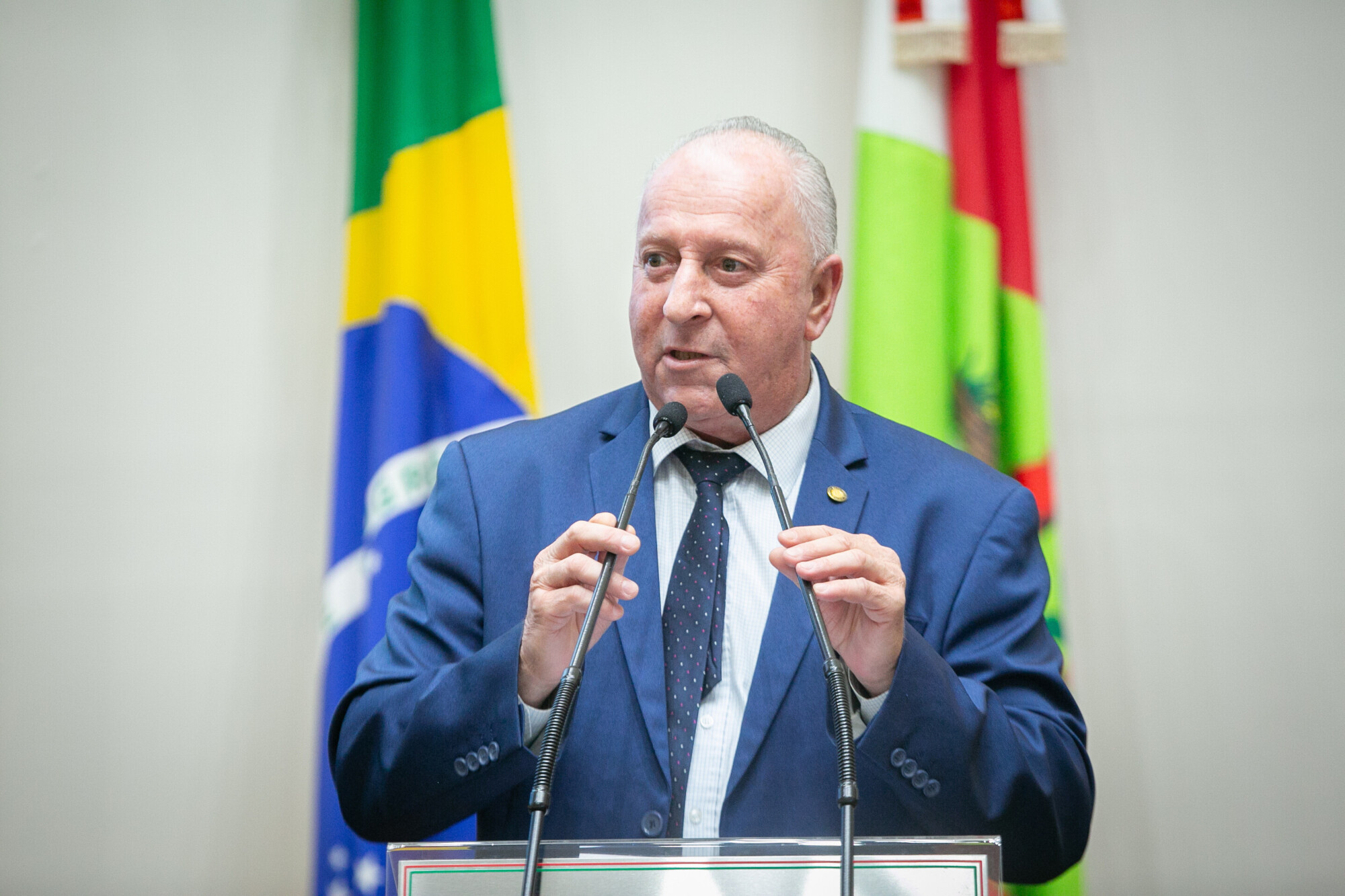 - Deputado Oscar Gutz (PL)