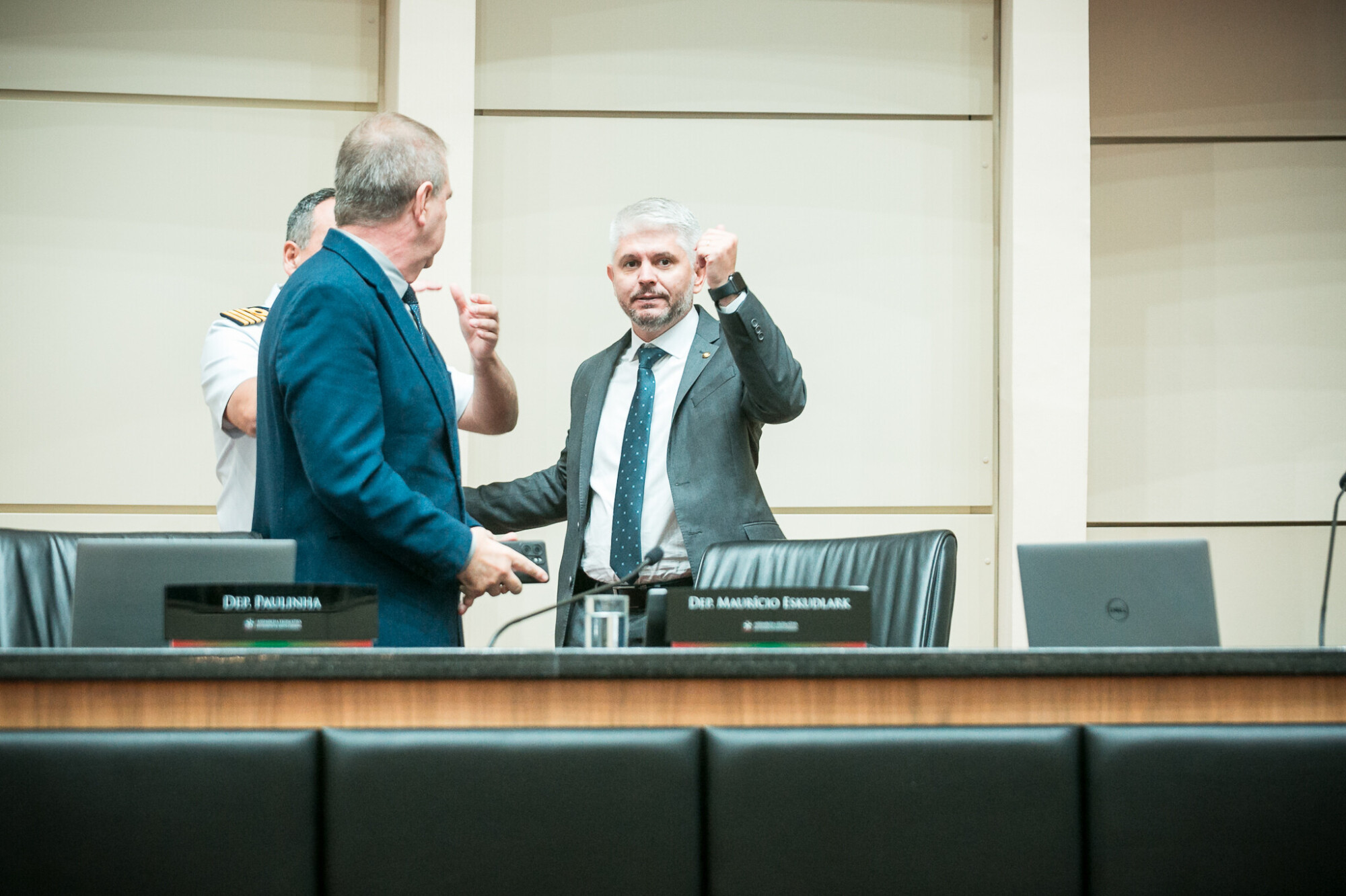 - Deputado Maurício Eskudlark (PL) 
- Deputado Delegado Egídio Ferrari (PRD)