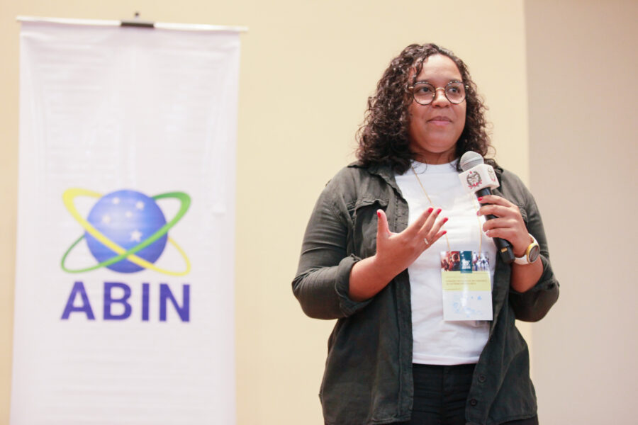 Professora doutora Brenda Santana, da Universidade de Pelotas