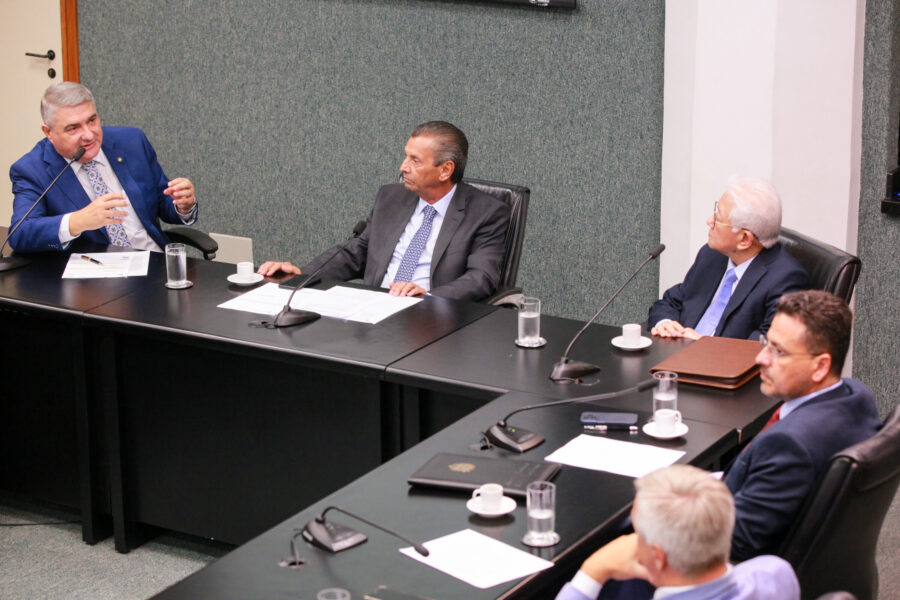 Assembleia aprova Eduardo Nobuyuki Usuy como diretor financeiro da Aresc