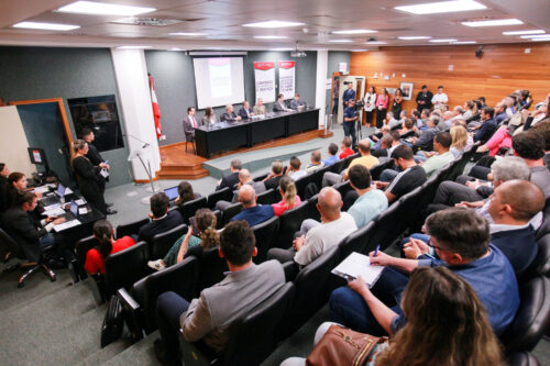 Audiência pública debate regionalização dos serviços públicos de saneamento
