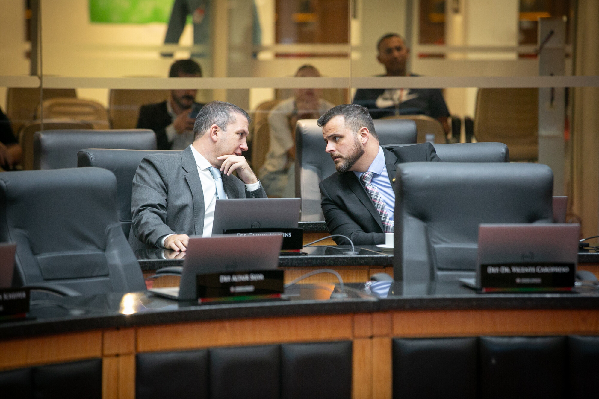 - Deputado Camilo Martins (Podemos) 	
 - Deputado Lucas Neves (Podemos)