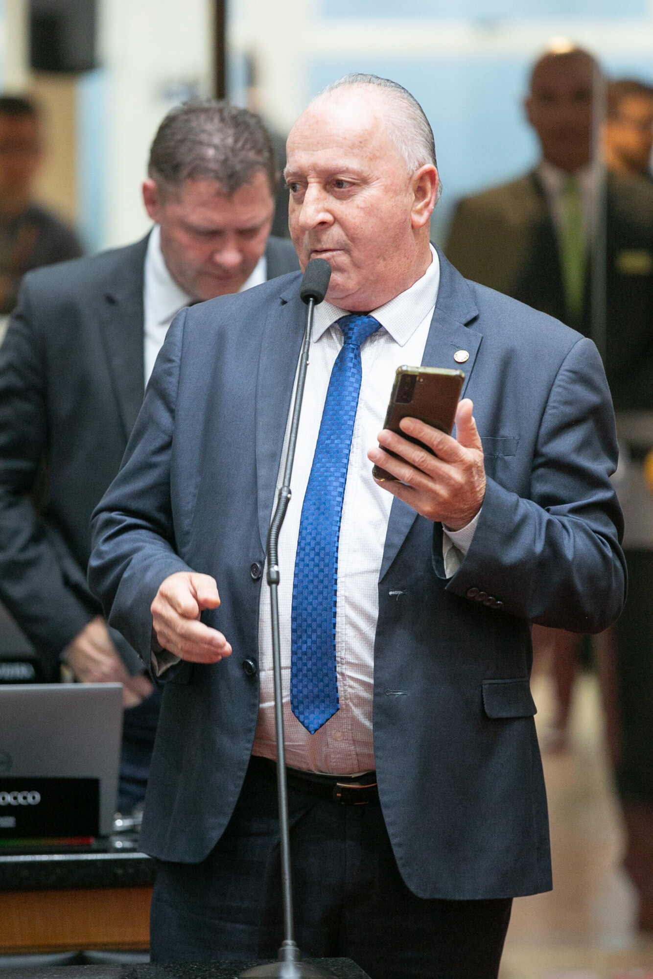 - Deputado Oscar Gutz (PL)