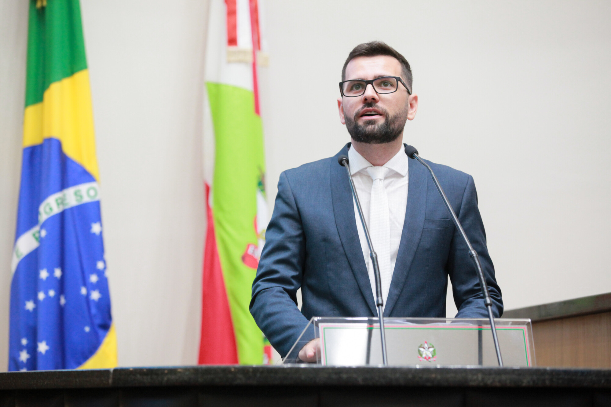 - Deputado André de Oliveira (NOVO)