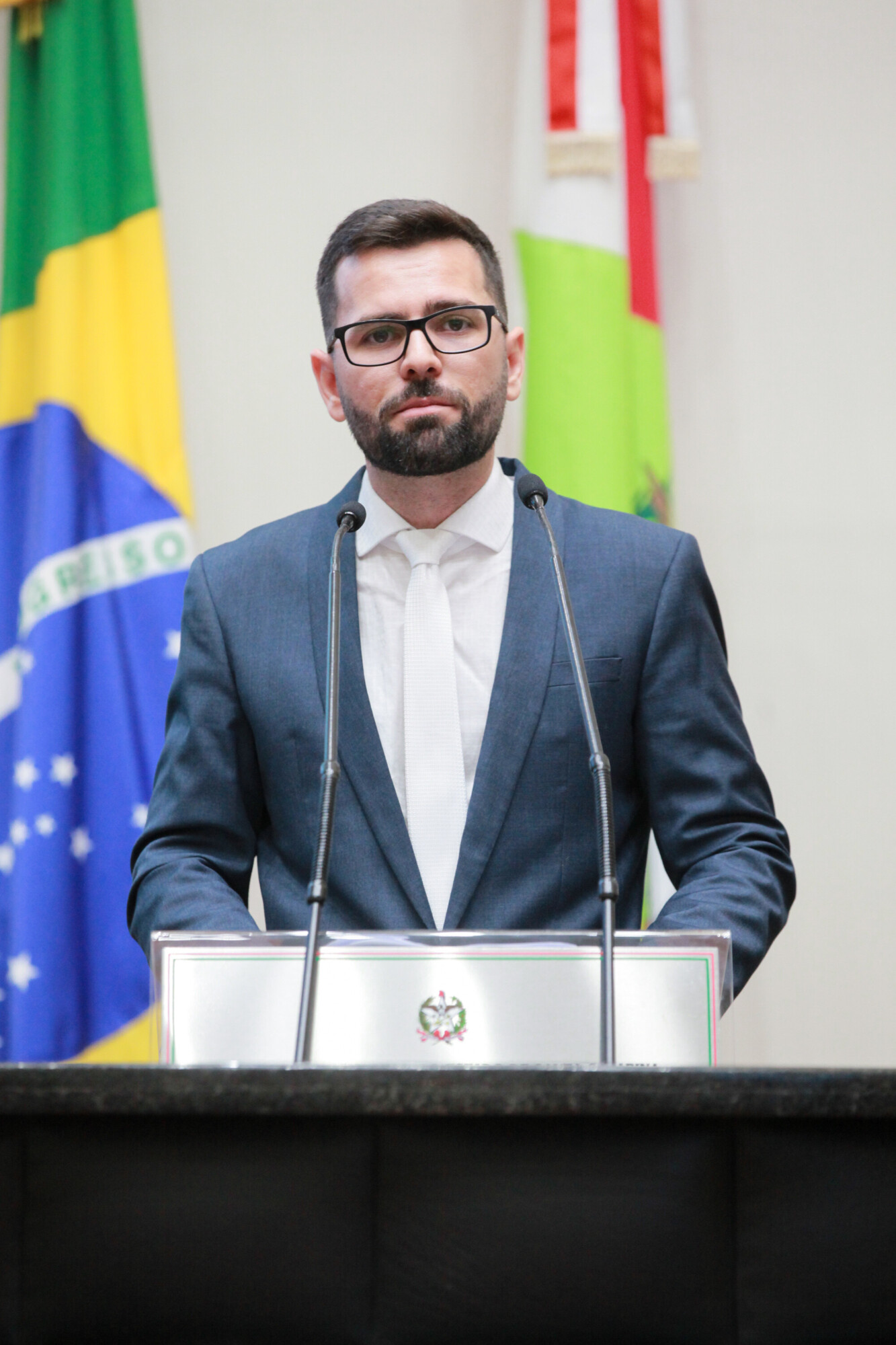 - Deputado André de Oliveira (NOVO)