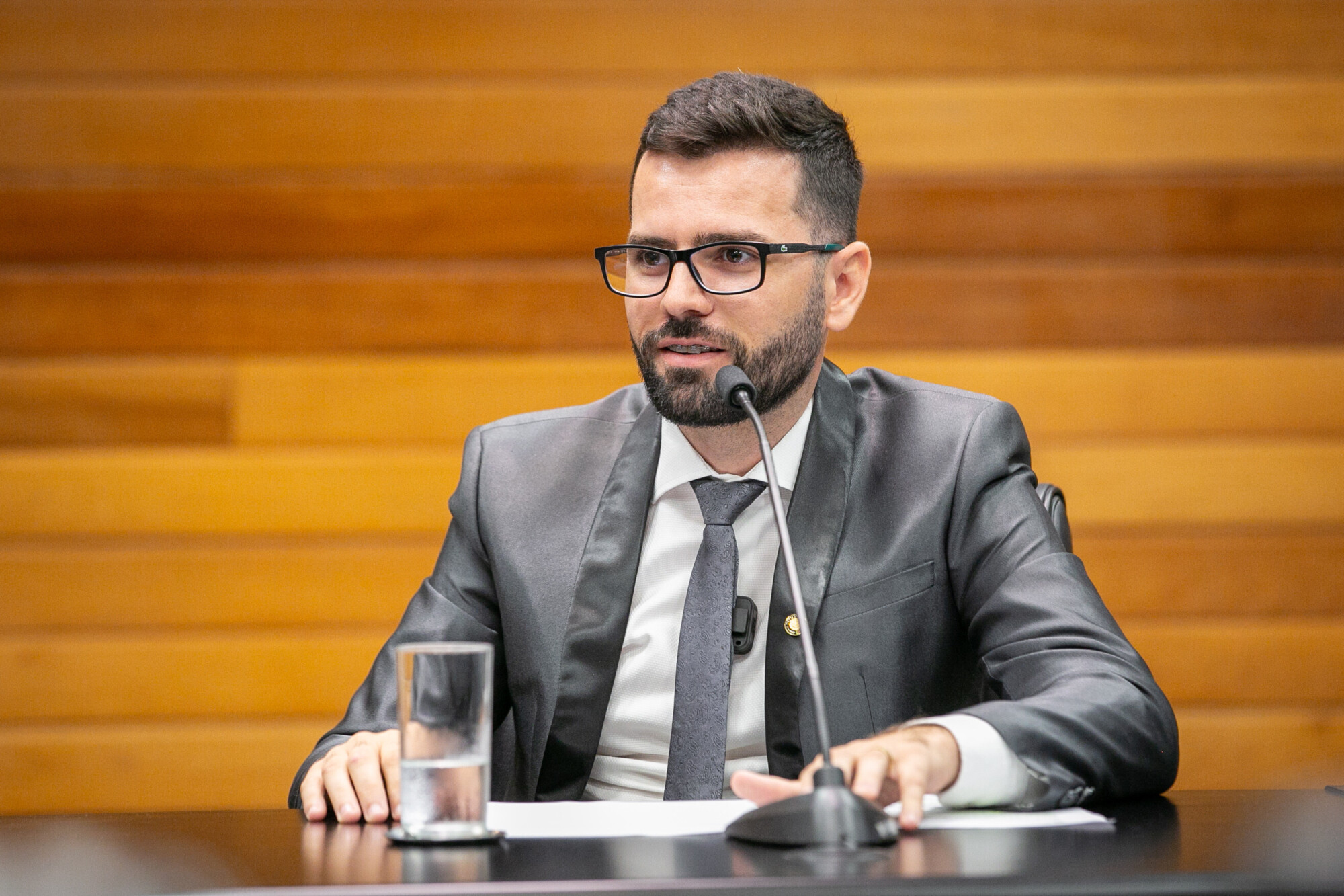 - Deputado André de Oliveira (NOVO)