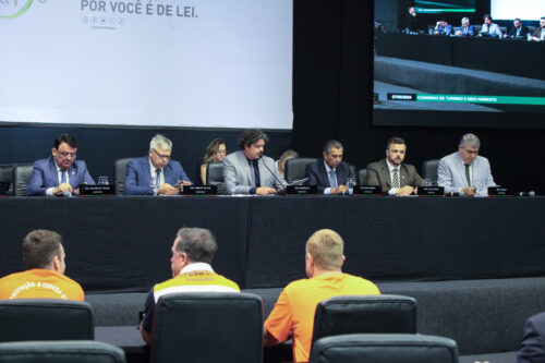 Impactos das mudanças climáticas dominam debate na Comissão de Turismo