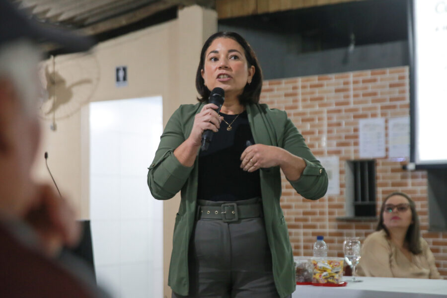 Fisioterapeuta Lara Martins.