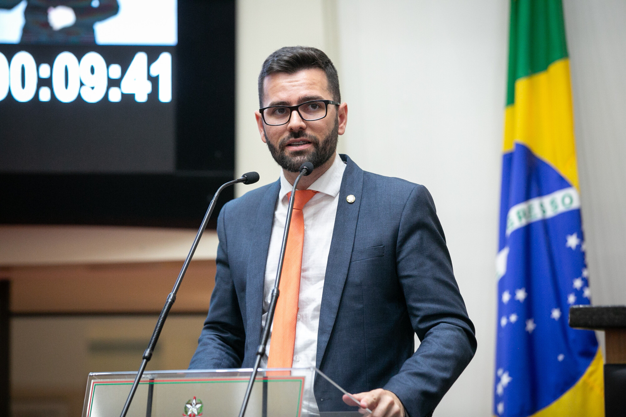 - Deputado André de Oliveira (NOVO)