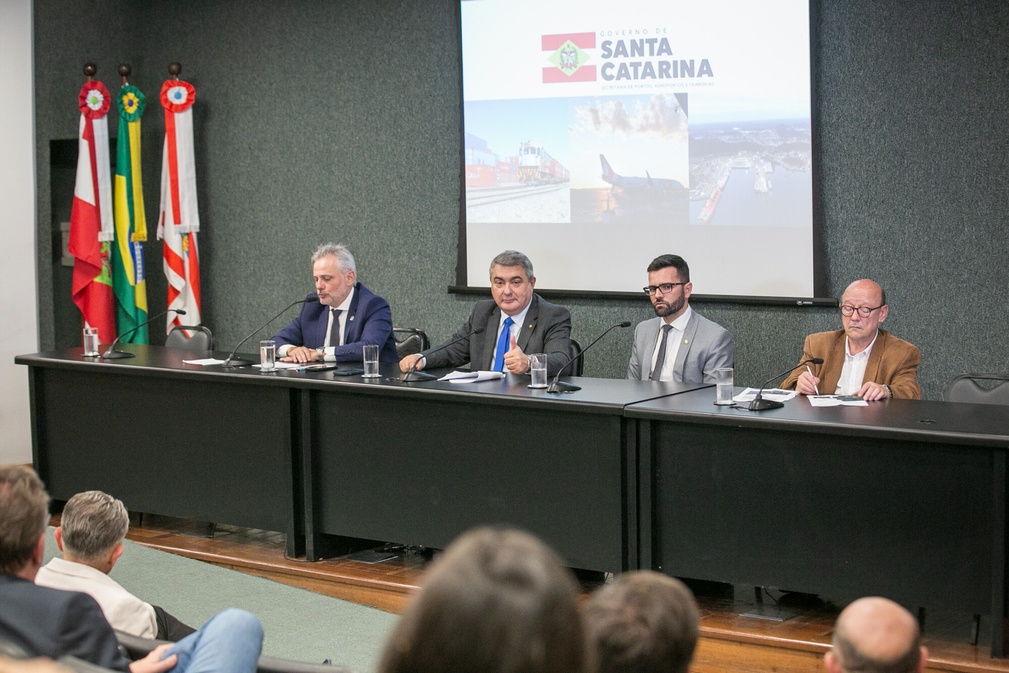 - Beto Martins - Secretário de Portos, Aeroportos e Ferrovias SC
 - Deputado Antídio Lunelli (MDB) 	- Deputado André de Oliveira (NOVO)

- Egídio Antônio Martorano  - Presidente da Câmara de Transporte e Logística da FIESC