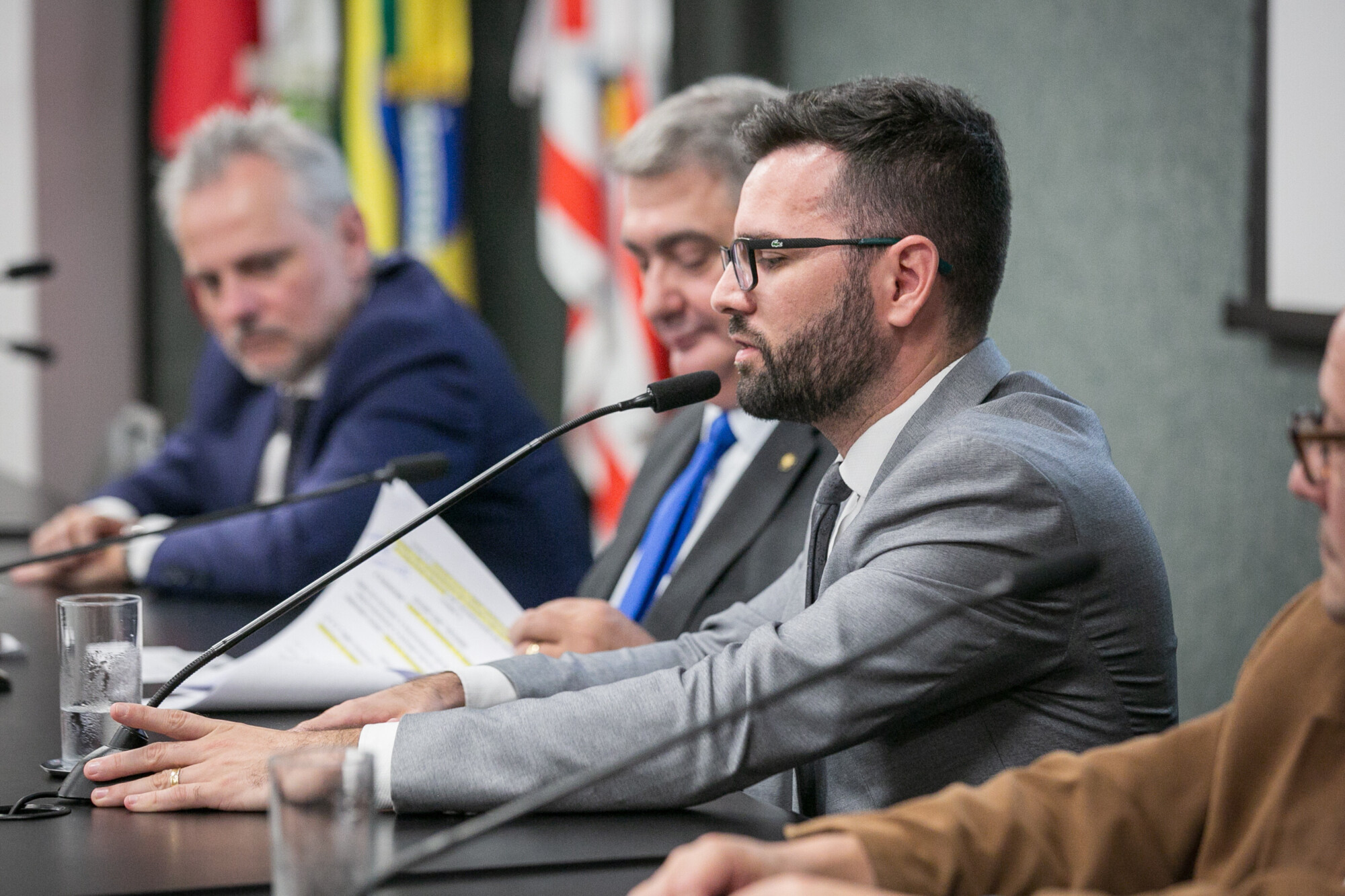- Deputado André de Oliveira (NOVO)