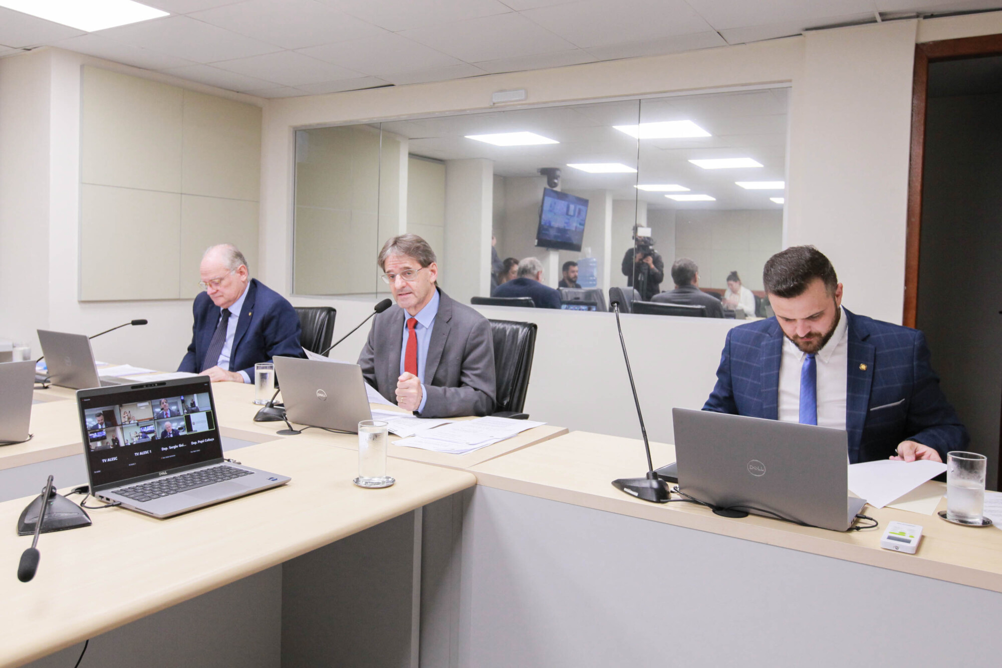 - Deputado Dr. Vicente Caropreso (PSDB) - Deputado Neodi Saretta (PT) 	
  - Deputado Lucas Neves (Podemos)