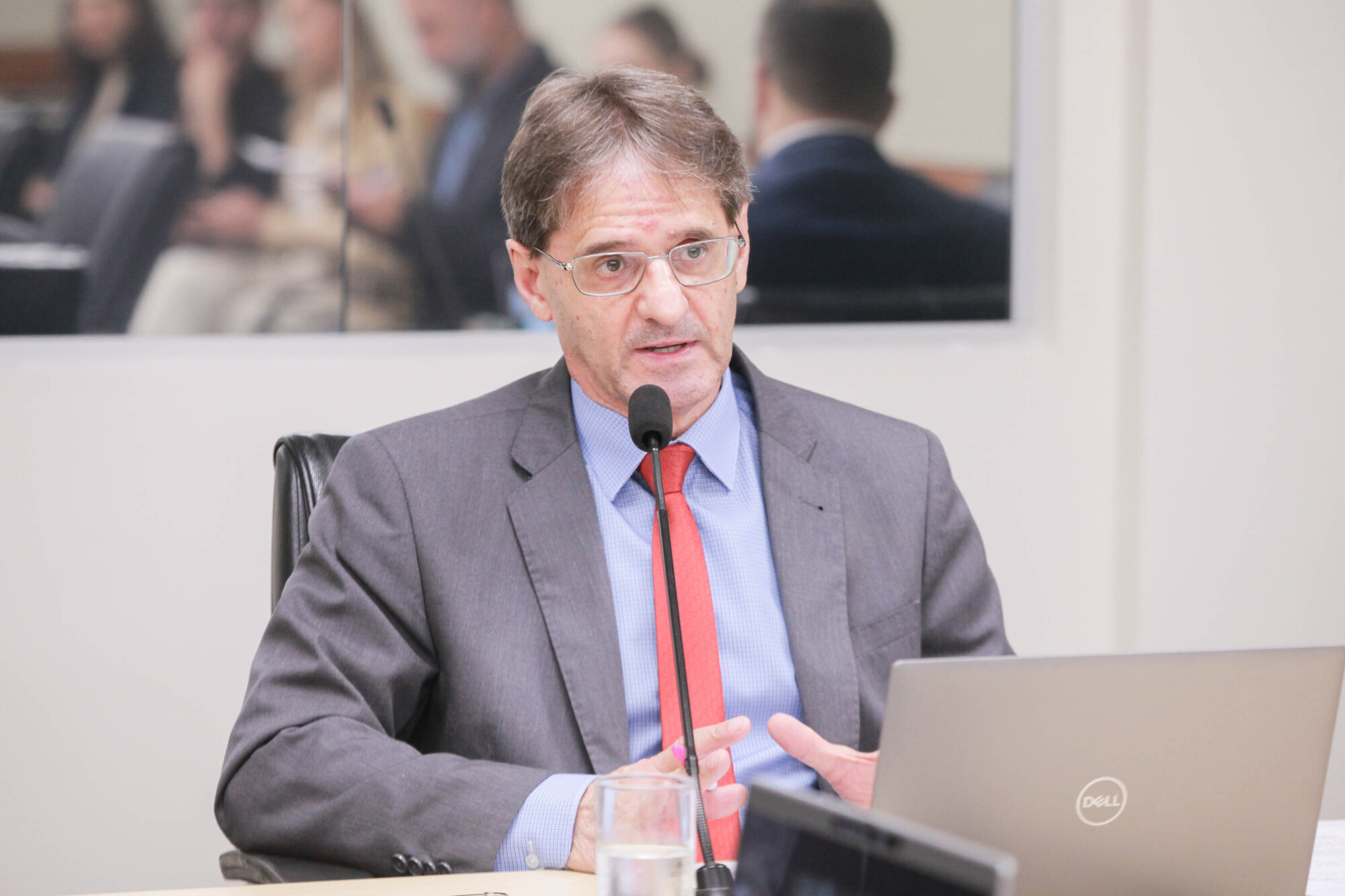 - Deputado Neodi Saretta (PT)