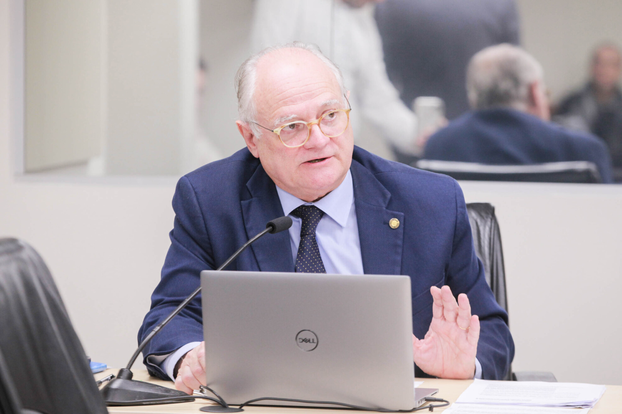 - Deputado Dr. Vicente Caropreso (PSDB)