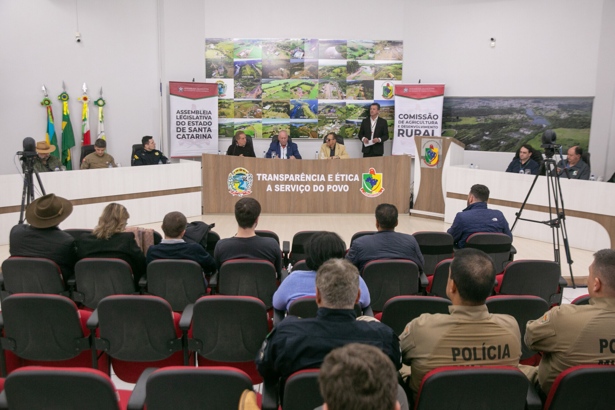 AUDIÊNCIA PÚBLICA – Trânsito de máquinas agrícolas em rodovias estaduais e federais