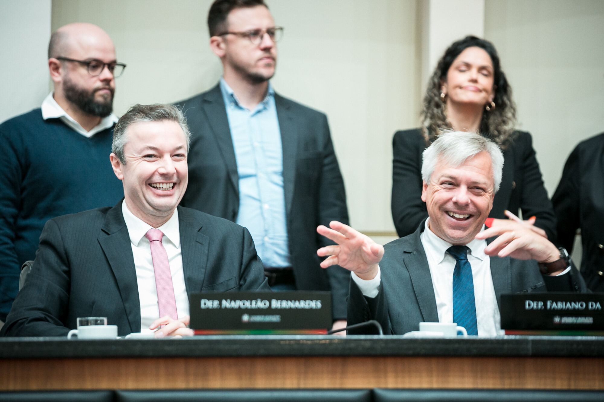 - Deputado Napoleão Bernardes (PSD)
- Deputado Fabiano da Luz (PT)