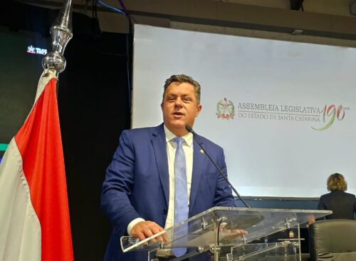 Aprovado projeto de Naatz que torna Oktoberfest patrimônio cultural de SC