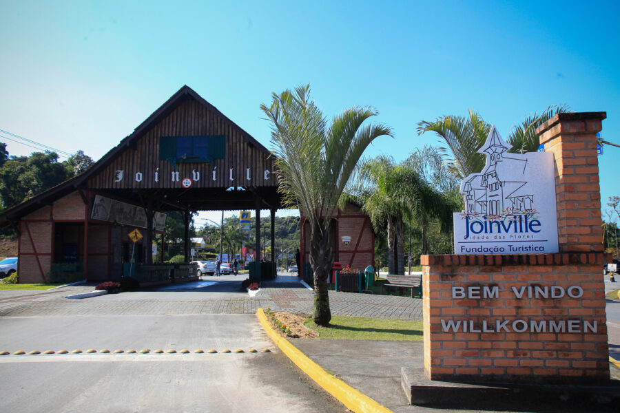 Pórtico de Joinville, que recebe nos dias 4 e 5 de junho a segunda edição do Programa Alesc Itinerante. FOTO: Arquivo/Agência AL