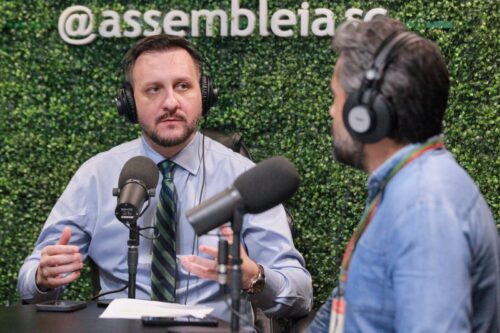 Pepê Collaço fala sobre projeto que prevê realização de exames por farmácias