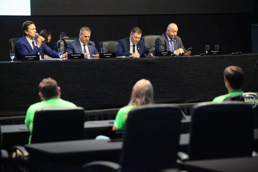 ​ Comissão aprova projeto sobre controle populacional de animais nocivos