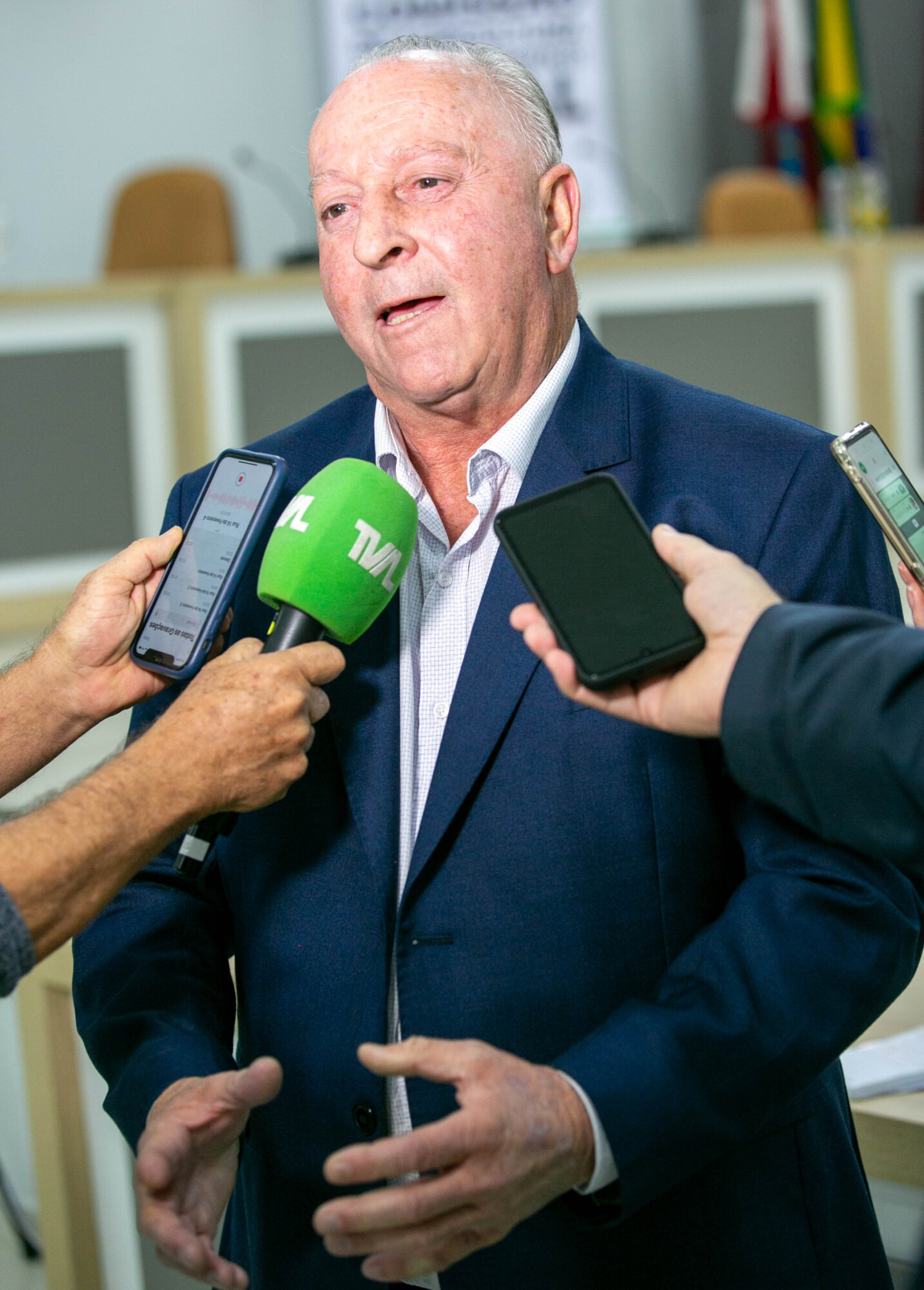 - Deputado Oscar Gutz (PL)