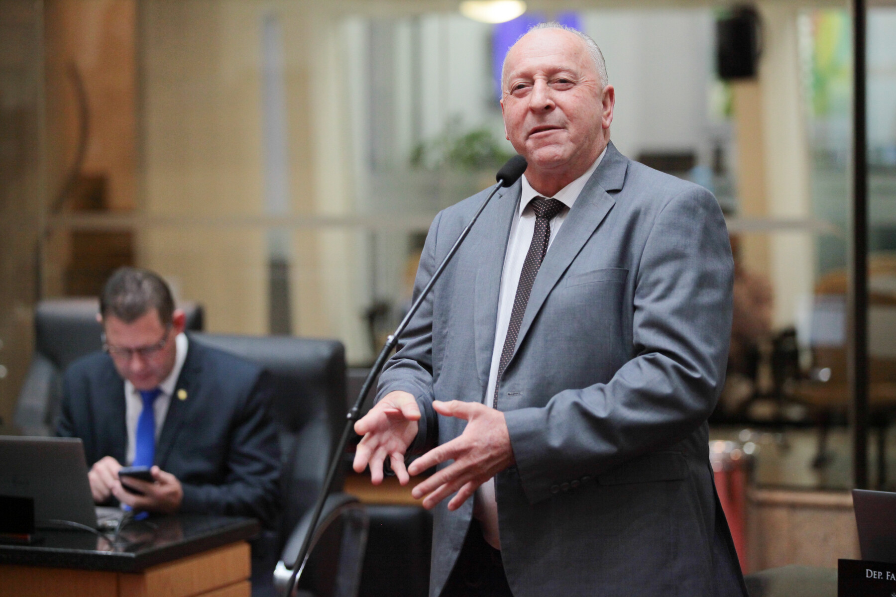 - Deputado Oscar Gutz (PL)