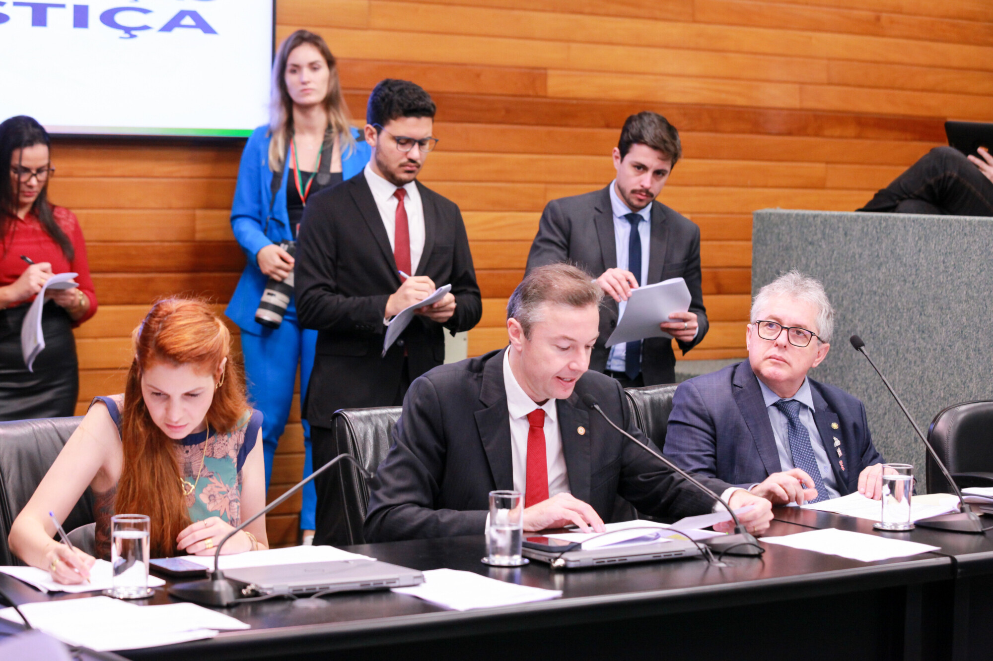 - Deputada Ana Campagnolo (PL)
- Deputado Napoleão Bernardes (PSD)  - Deputado Tiago Zilli (MDB)