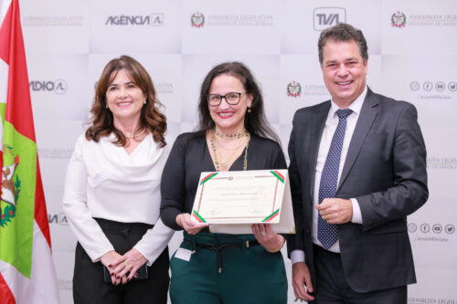 Curso de Odontologia da UFSC é classificado entre os 100 melhores do mundo