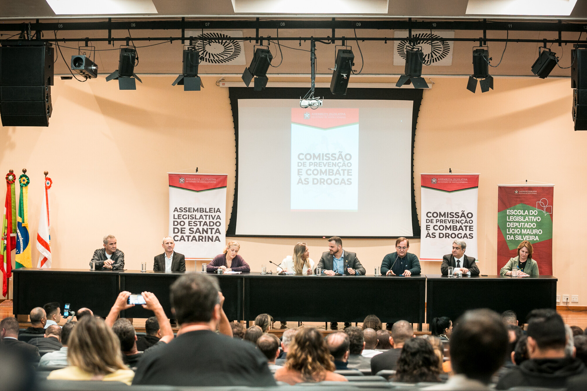 2° Seminário Estadual Junho Branco 2024 – Políticas Antidrogas: Seus Confrontos e Desafios
