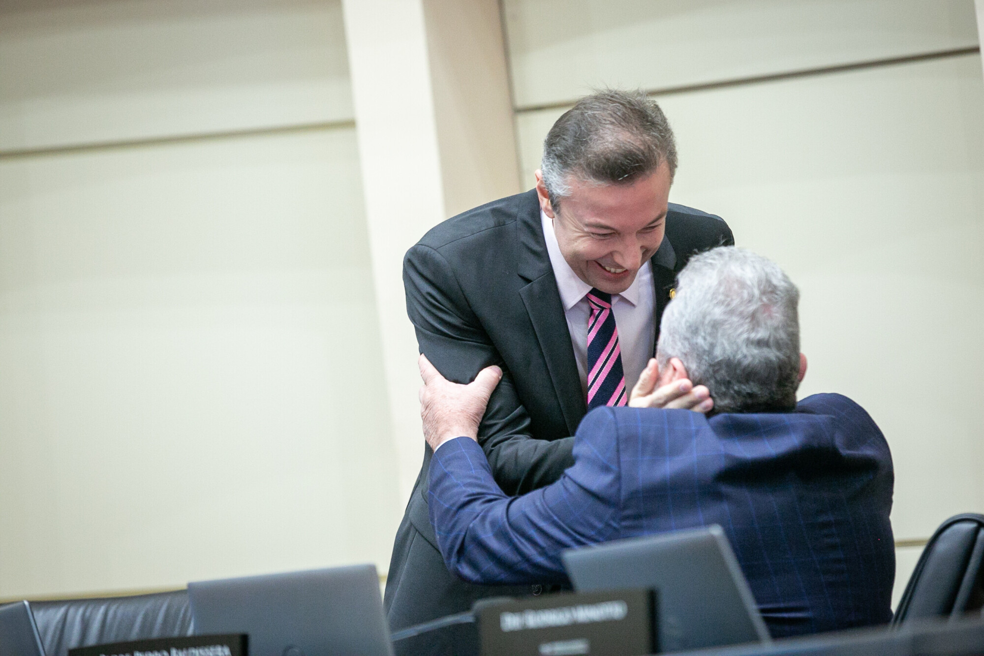 - Deputado Napoleão Bernardes (PSD)