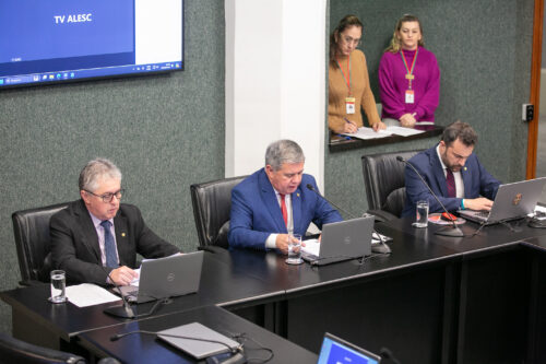 Comissão aprova projeto para ampliar horário de venda de cerveja nos estádios