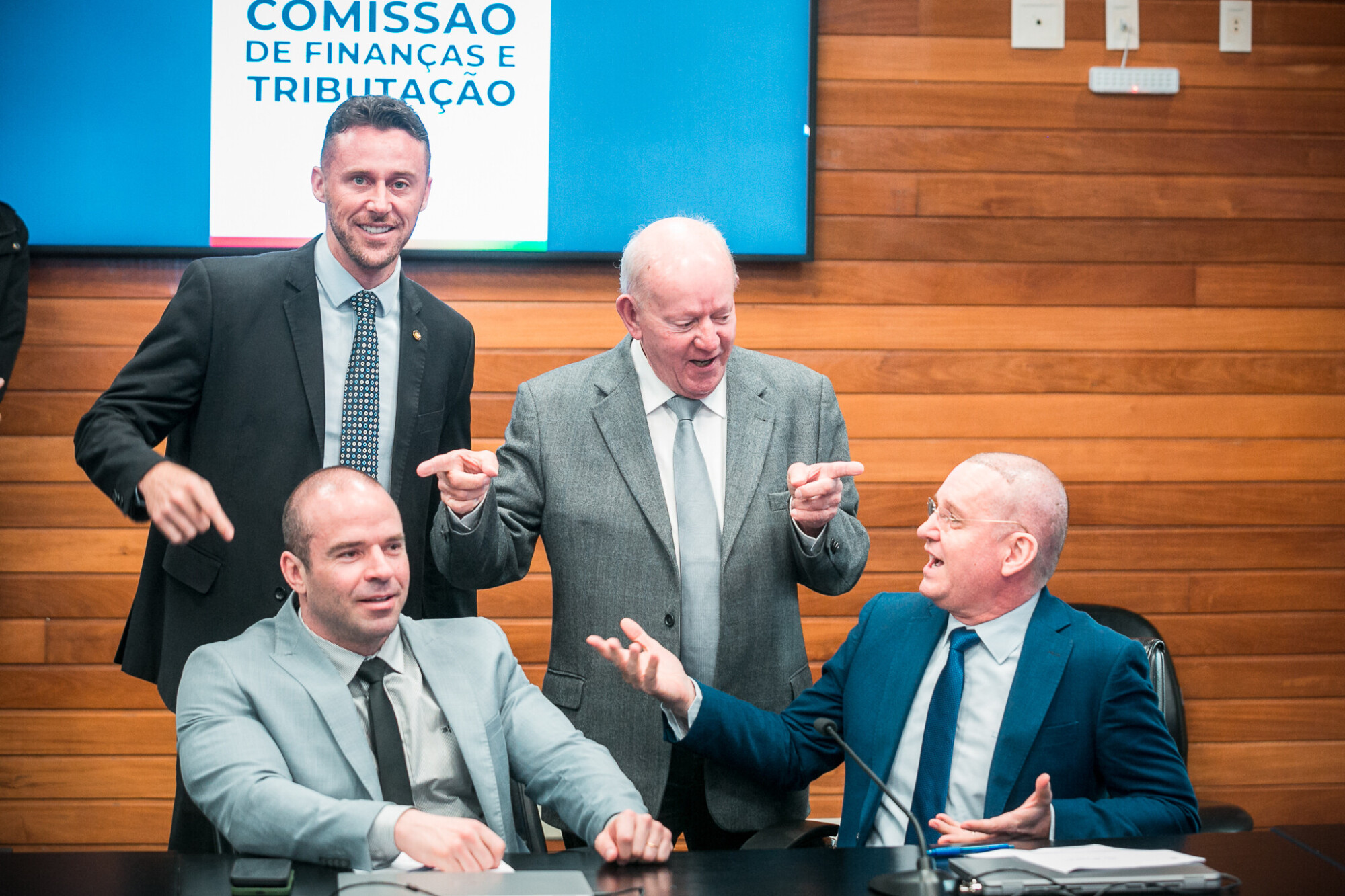- Deputado Fernando Krelling (MDB) 	
 - Deputado Jessé Lopes (PL) 
 - Deputado Marcos Vieira (PSDB)
 - Deputado Jair Miotto (União)