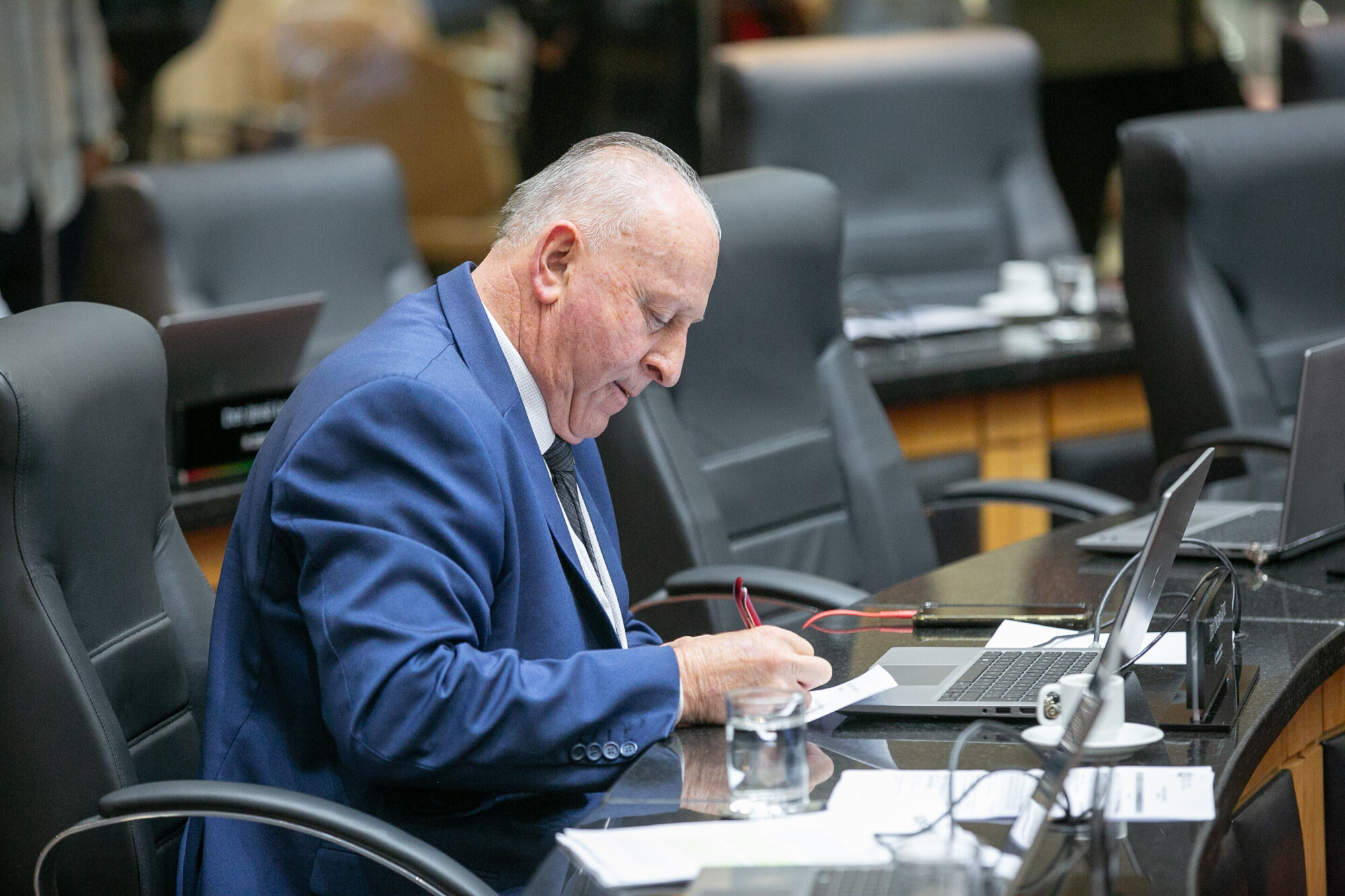 - Deputado Oscar Gutz (PL)