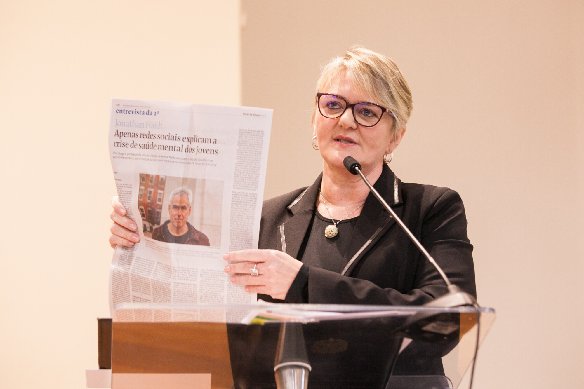 - Deputada Luciane Carminatti (PT)