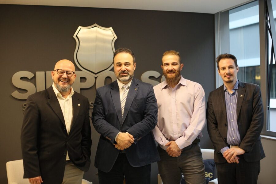 Deputado Cleiton Fossá e dirigentes do Sinpol/SC