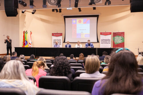 Parlamento promove simpósio internacional de inclusão no ensino superior