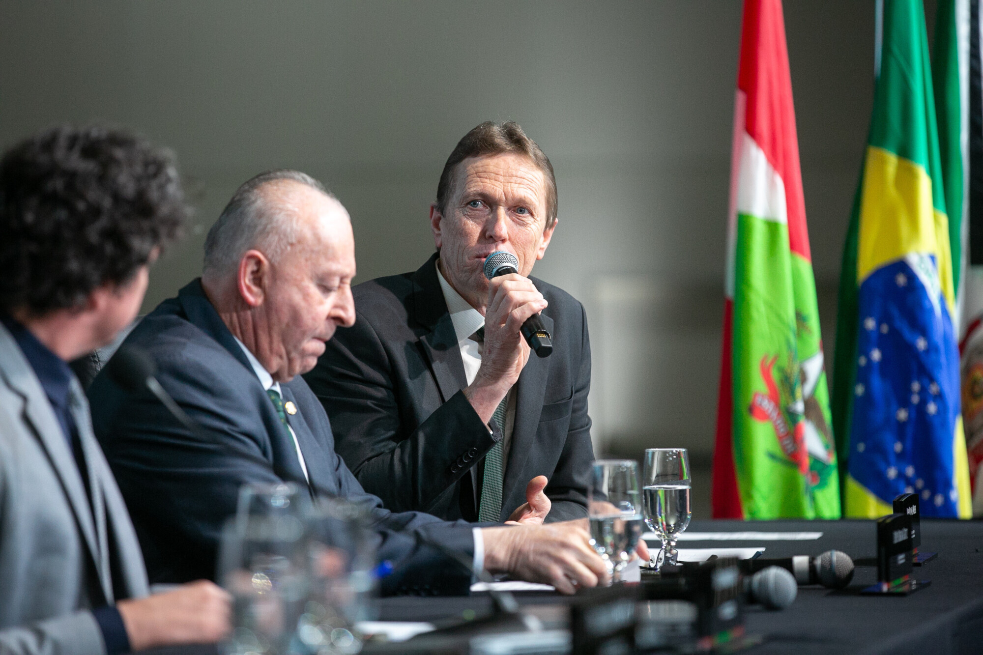 - Deputado Volnei Weber (MDB)