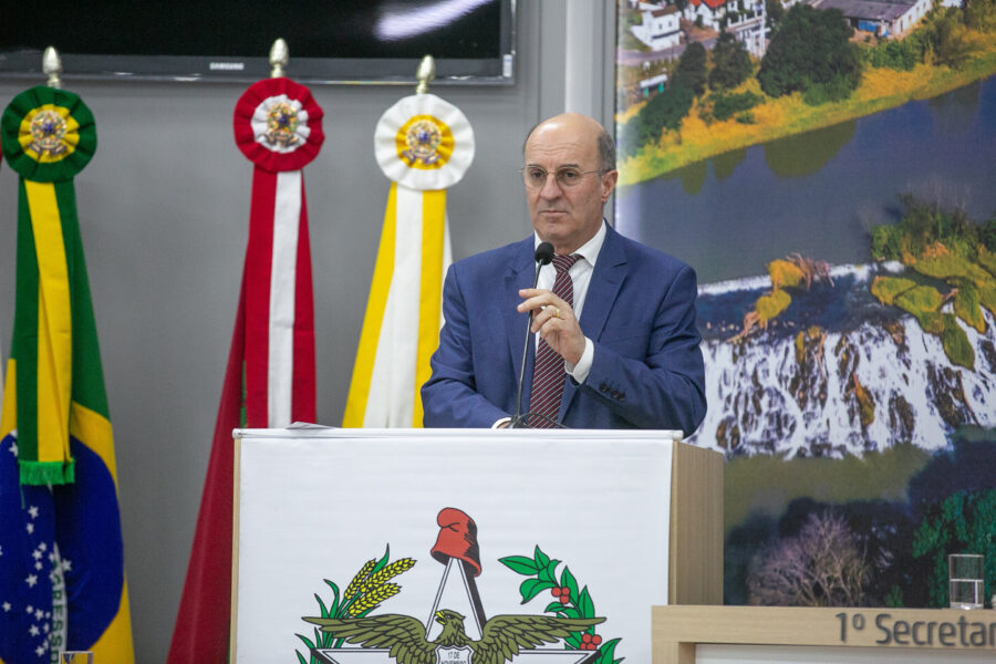 Deputado José Milton Scheffer, proponente do evento.