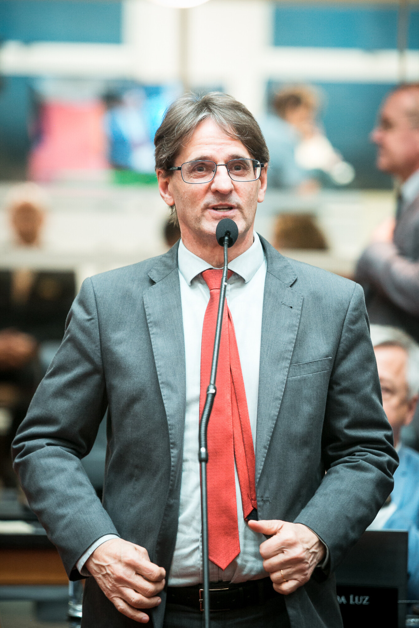 - Deputado Neodi Saretta (PT)