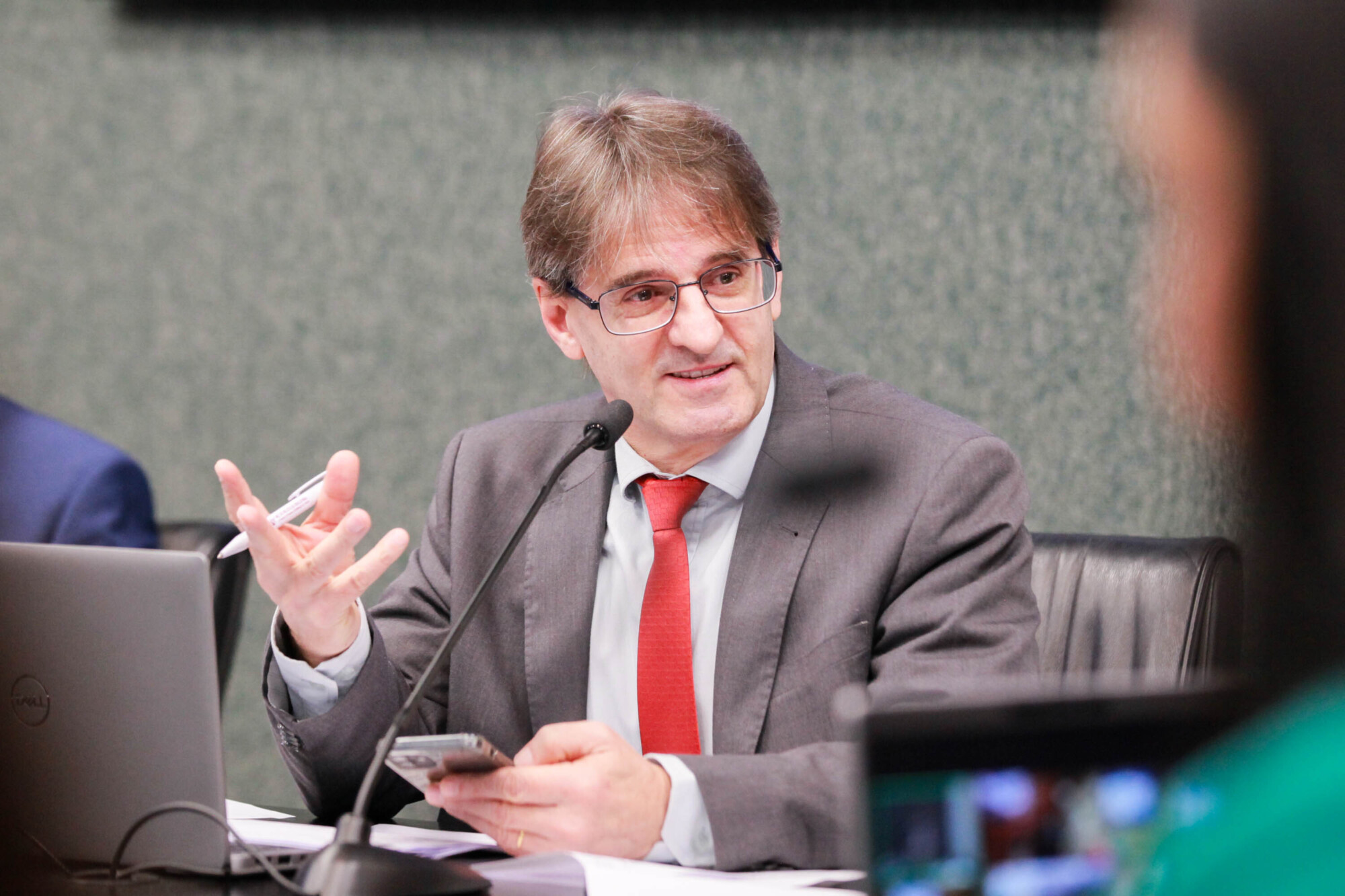 - Deputado Neodi Saretta (PT)