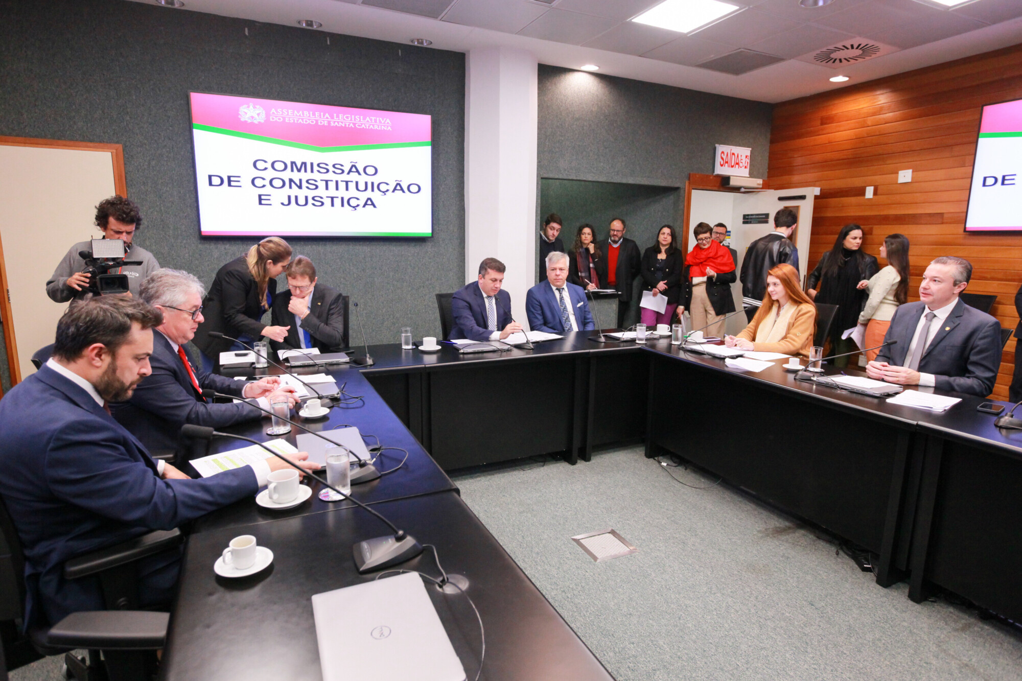Comissão de Constituição e Justiça