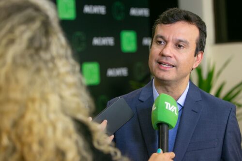 Presidente em exercício da Alesc participa da posse da nova diretoria da Acate