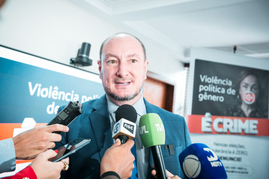 Presidente da Alesc, deputado Mauro de Nadal (MDB).