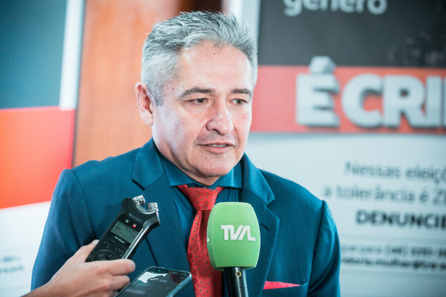 Conselheiro do TCE/SC, Aderson Flores.