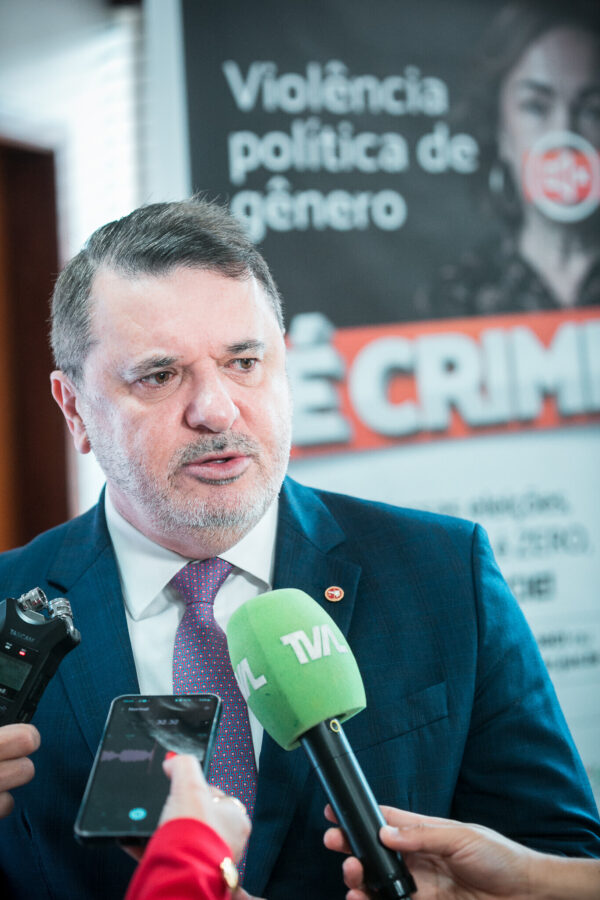 Procurador Fábio de Souza Trajano, do MP/SC.