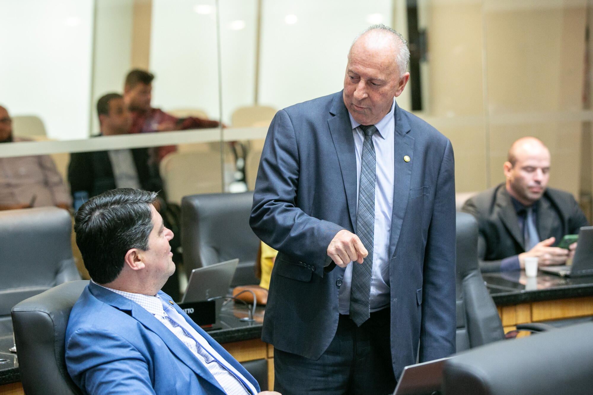 - Deputado Oscar Gutz (PL)