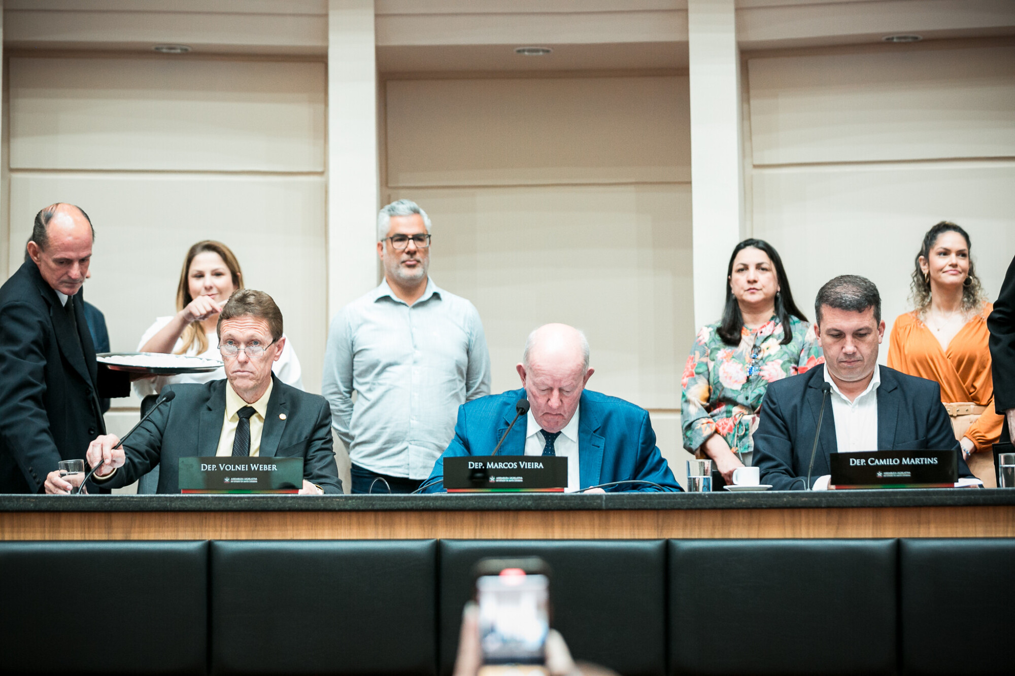 - Deputado Volnei Weber (MDB)
 - Deputado Marcos Vieira (PSDB)
- Deputado Camilo Martins (Podemos)