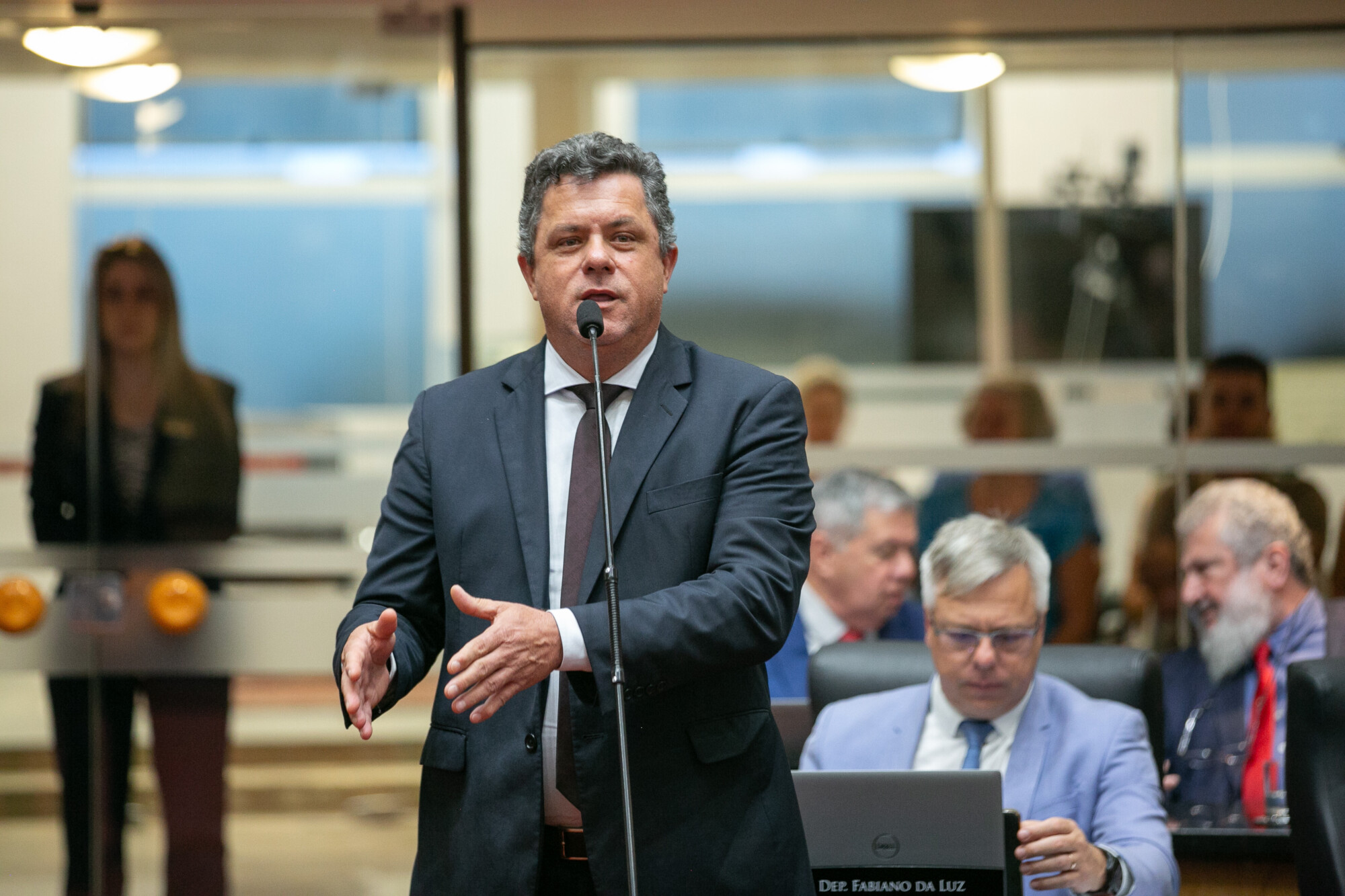 - Deputado Ivan Natz (PL)